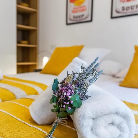 Andy Warhol Con Terraza Apartment