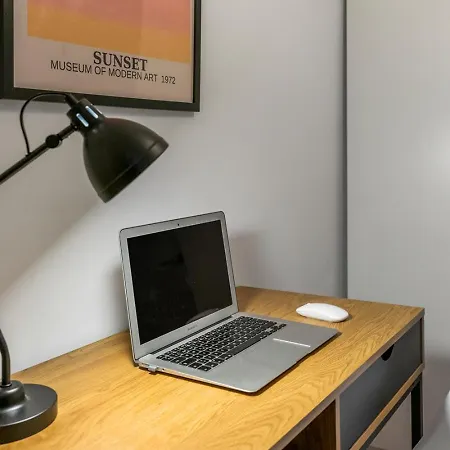 Andy Warhol Con Terraza Апартаменты *