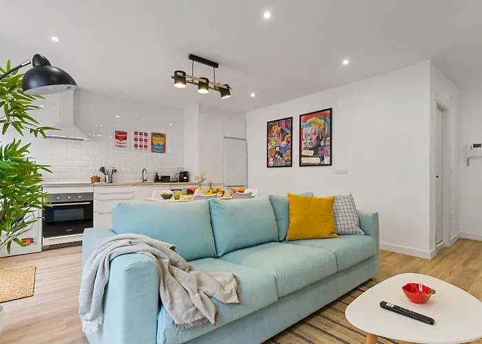 Andy Warhol Con Terraza Appartement Gijón